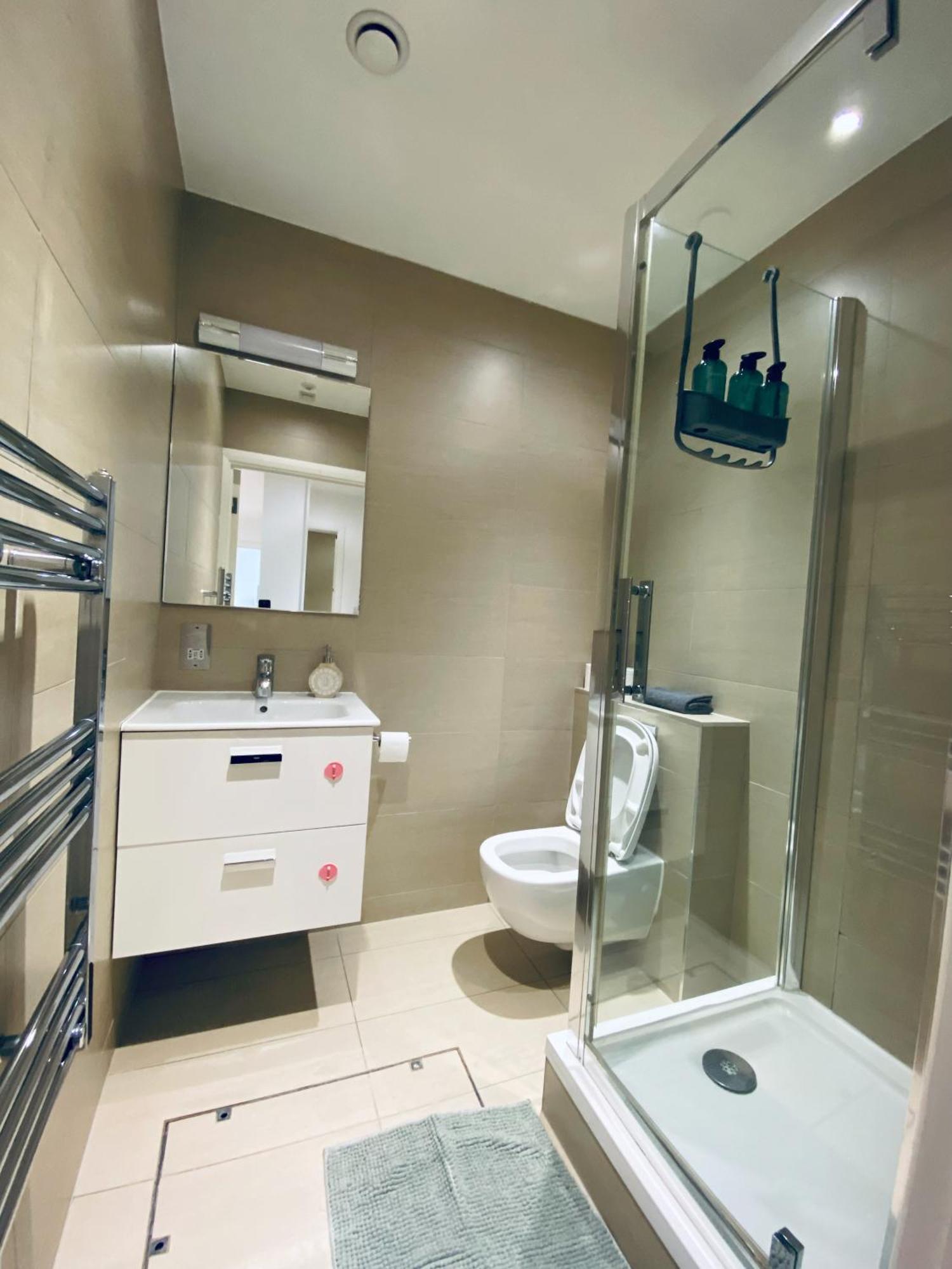 2 Bedroom Flat - 2 Bath - 15 Min Camden Town London Exterior foto